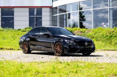 Mercedes-Benz pics