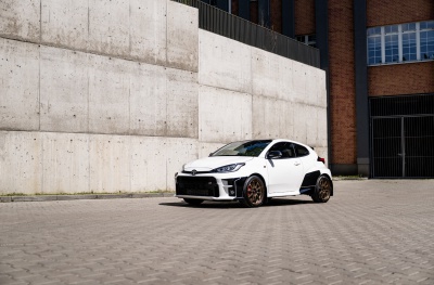 Toyota Matt Bronze
