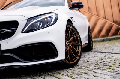 Mercedes-Benz pics
