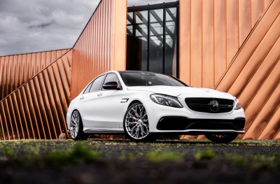 Mercedes-Benz pics