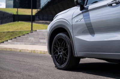 Mitsubishi japan racing rim details