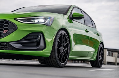 Ford japan racing wheels details