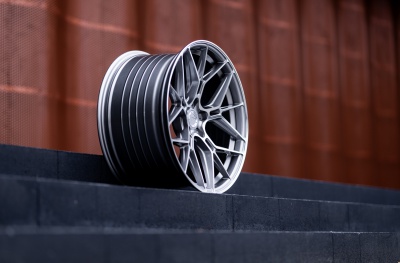 JR51 Titanium Machined Face