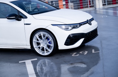 Volkswagen Golf / R / GTI