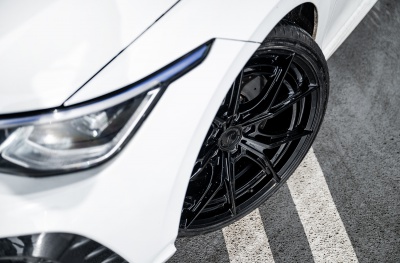 Volkswagen Golf / R / GTI