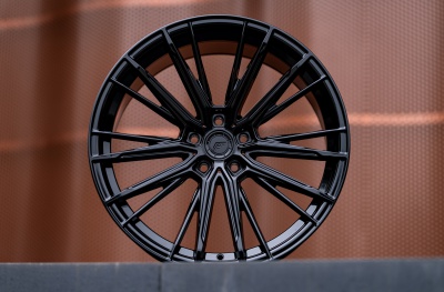 JR52 Glossy Black