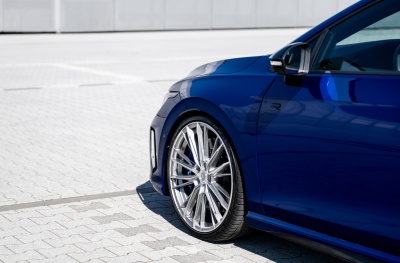 Volkswagen Golf / R / GTI