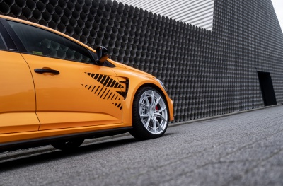 Renault japan racing rims
