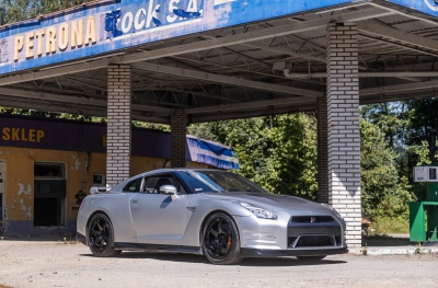 Nissan GTR