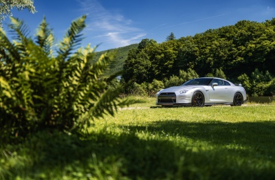 Nissan pictures