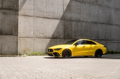 Mercedes-Benz Glossy Black